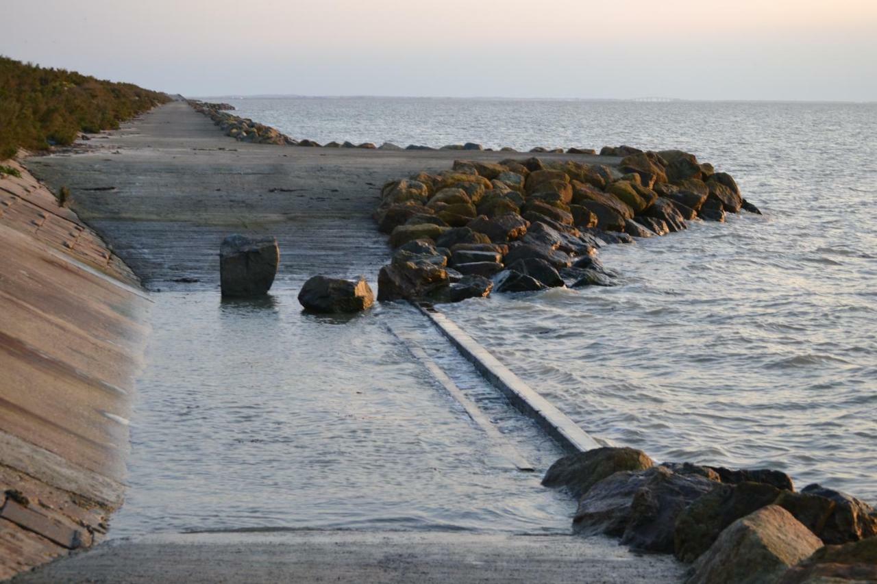Les Pensions Du Joslin Bouin  Kültér fotó